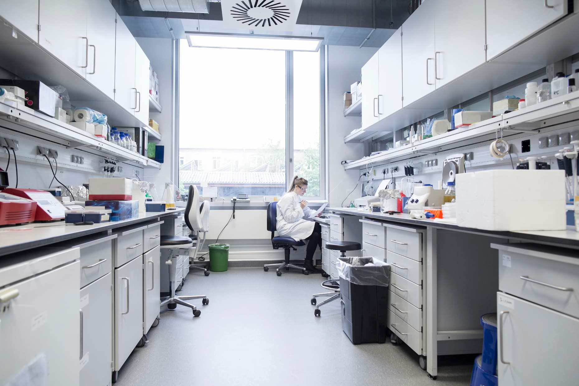 How to Disinfect a Medical Dryer Used in Laboratory or Pharmacy?